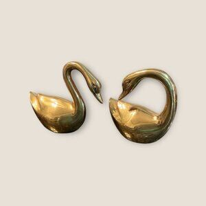 Vintage Brass Swan Figurines Set Of 2 Paperweights Or Shelf Decor Elegant Home A